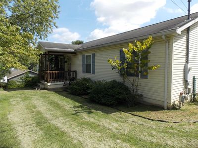 127 Columbus St, Westover, WV, 26501