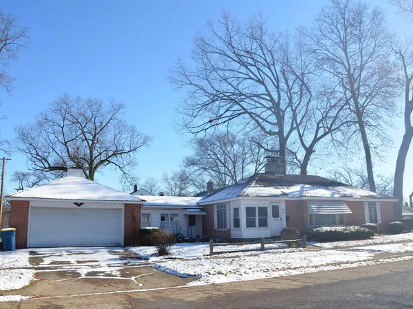 808 N Webster St, Mishawaka, IN 46545