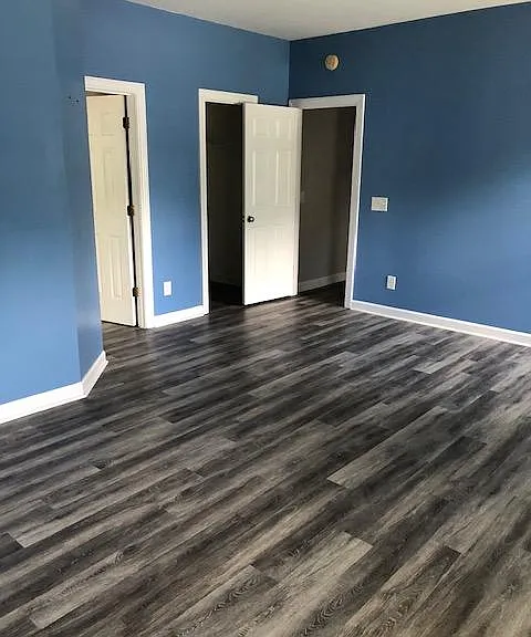 505 S Elgin Ct — Photo 8