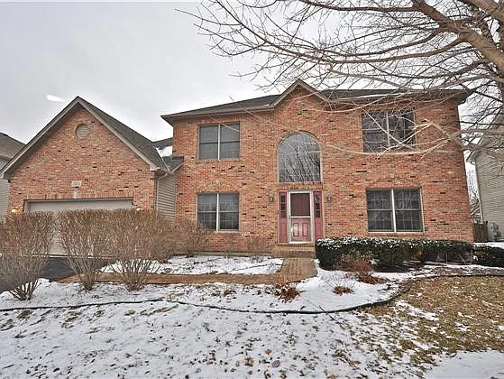 522 Danbury Dr photo 1