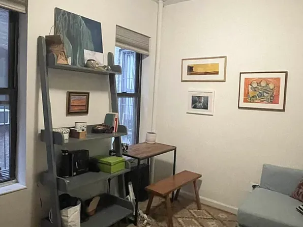 171 Thompson Street image 1 of 8