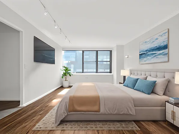 7 East 14th Street image 5 of 13