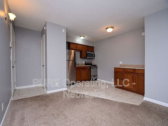5th image of 540 S 30th St APT 1