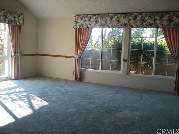 4th image of 1218 Kinglake Dr