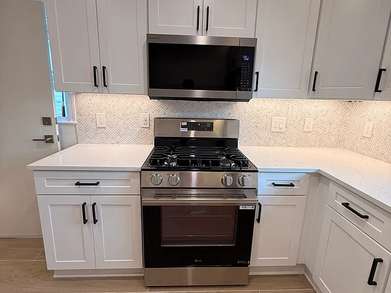 18 Birch St #2 — Photo 3