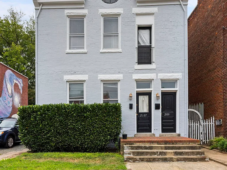 2107 W Main St — Photo 2
