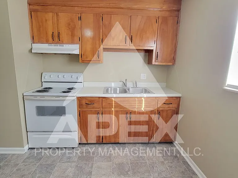 Springdale Apartments — Photo 35