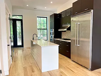 Rented by Nest Seekers International