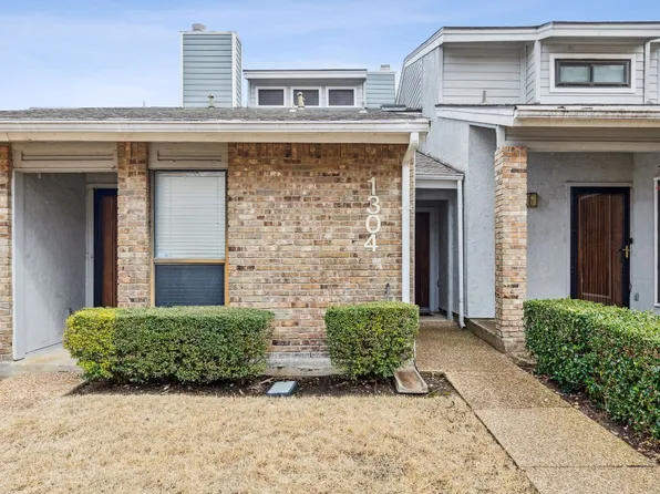 17490 Meandering Way APT 1304, Dallas, TX 75252