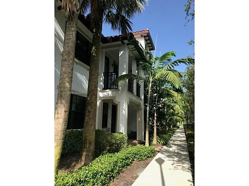 11324 SW 15th St Photo 1