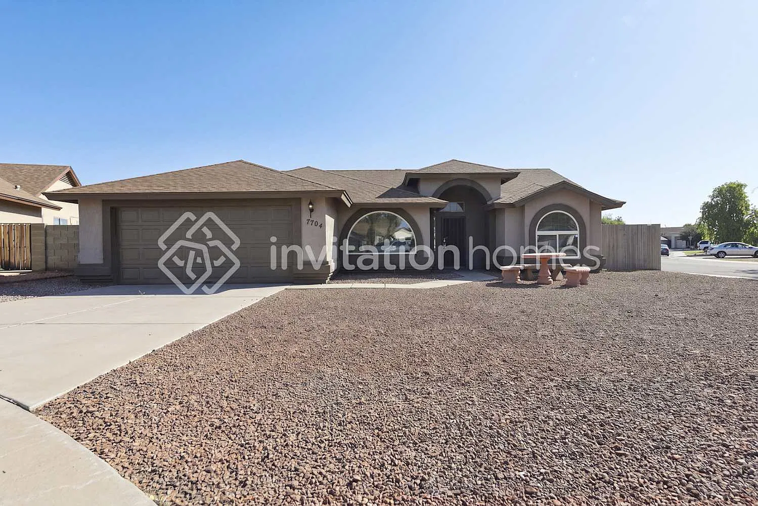 7704 W San Juan Ave Glendale, AZ 85303 — Photo 1