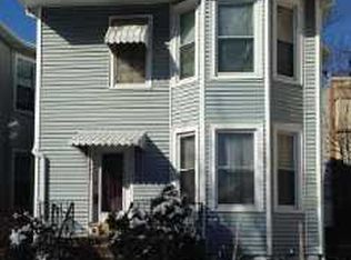 7252 N Rogers Ave, Chicago, IL 60645