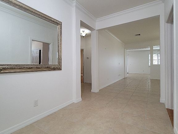 5th image of 18167 Horizon View Blvd