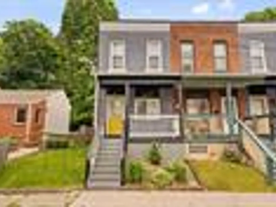 516 Borland St