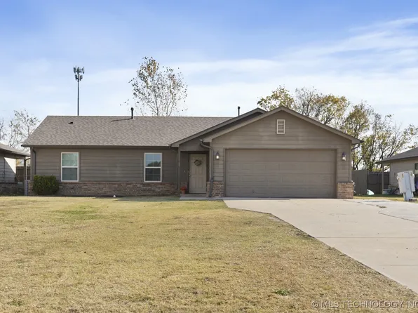 9833 N 43rd East Ave, Sperry, OK 74073