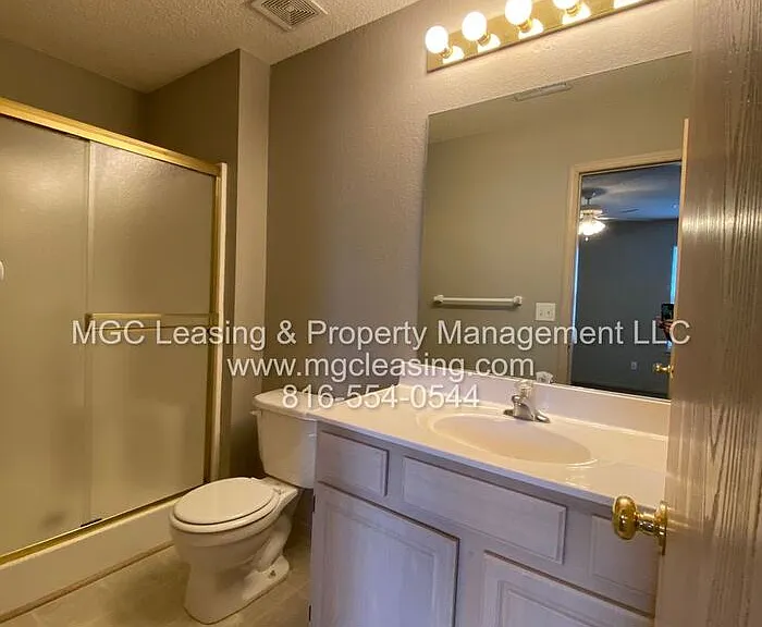 908 Garden Way — Photo 9