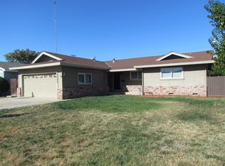 2265 Zinfandel Ln, Turlock, CA 95380