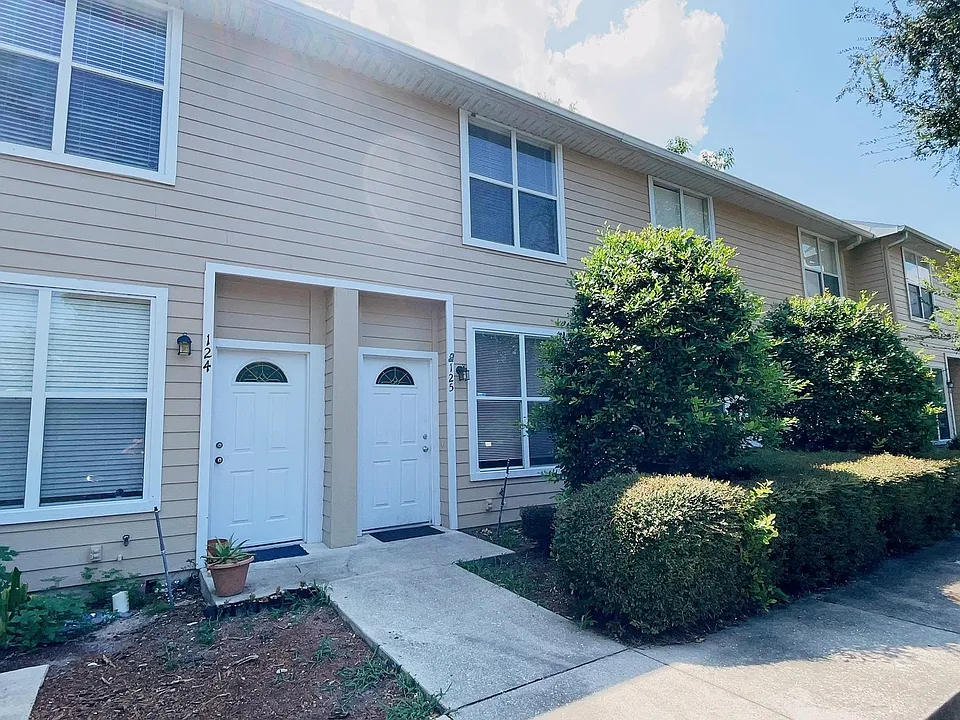 3584 SW 30th Way #125