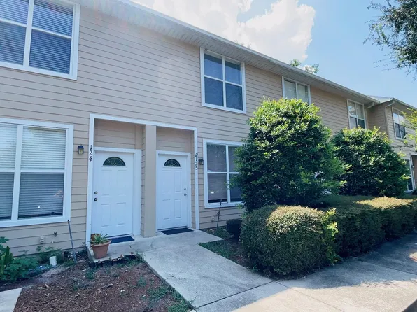 3584 SW 30th Way, Gainesville, FL