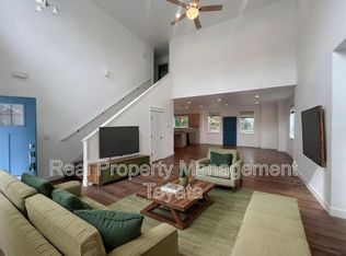 931 Nevada St, Bellingham, WA 98229