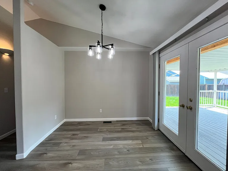 1351 Yost Cir NE — Photo 12