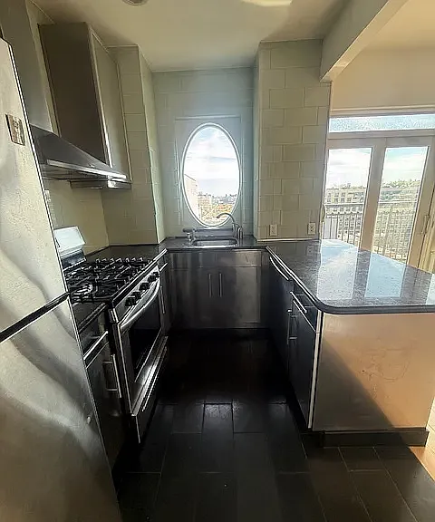 189 Bridge St #7A — Photo 9