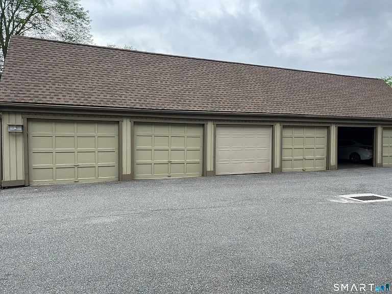 451 Heritage Vlg #D — Photo 10