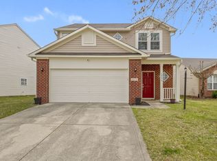 19274 Fox Chase Dr, Noblesville, IN 46062