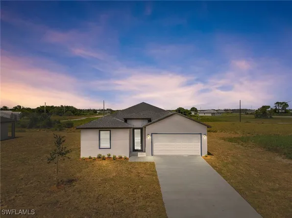 9040 Bamboo Cir, Labelle, FL 33935