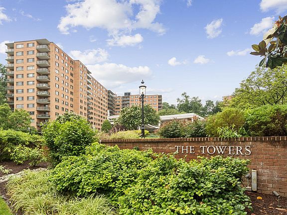 2nd image of 4201 Cathedral Ave NW APT 122E