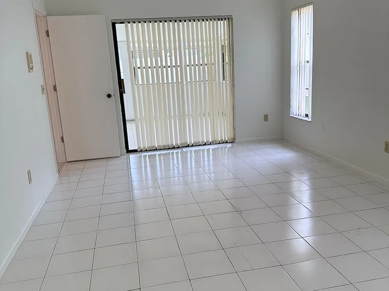 10114 Clairmel Ct — Photo 8