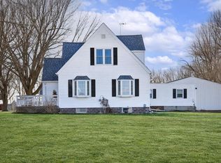 42365 150th St, Waseca, MN 56093