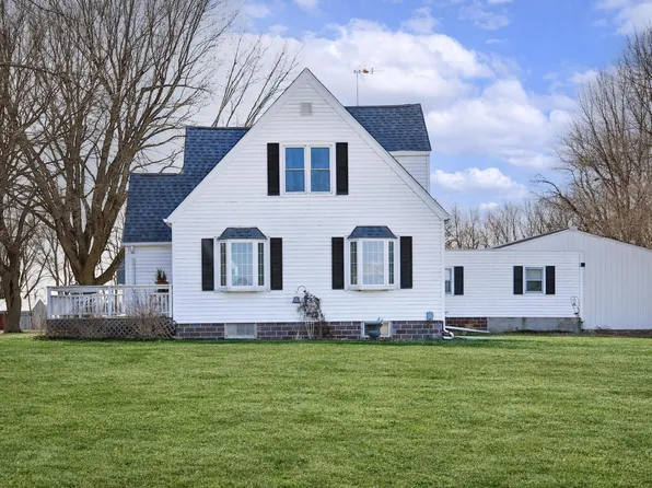 42365 150th St, Waseca, MN 56093