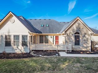 1448 Meadow Ridge Dr, Lancaster, OH 43130