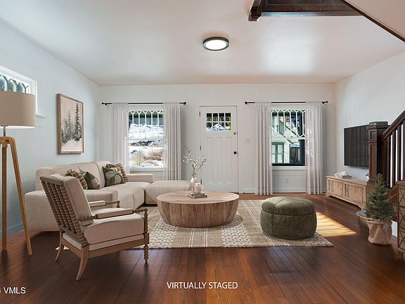 3rd image of 336 Eagle St