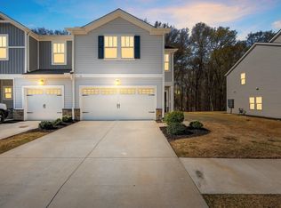 421 Windsinger Ln, Greer, SC 29650