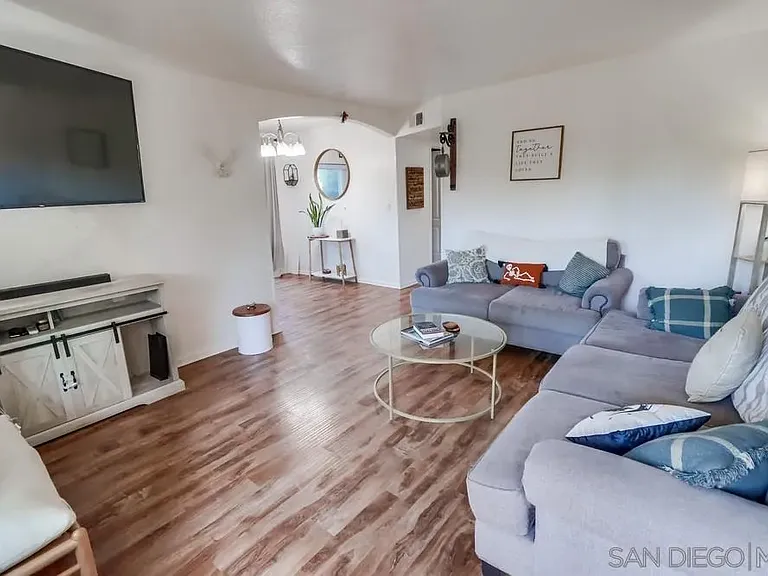 4473 Home Ave #1 — Photo 4