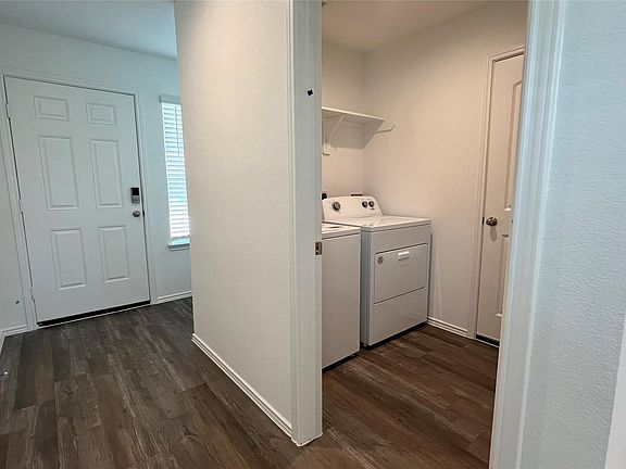 2nd image of 5434 Desert Glen Dr