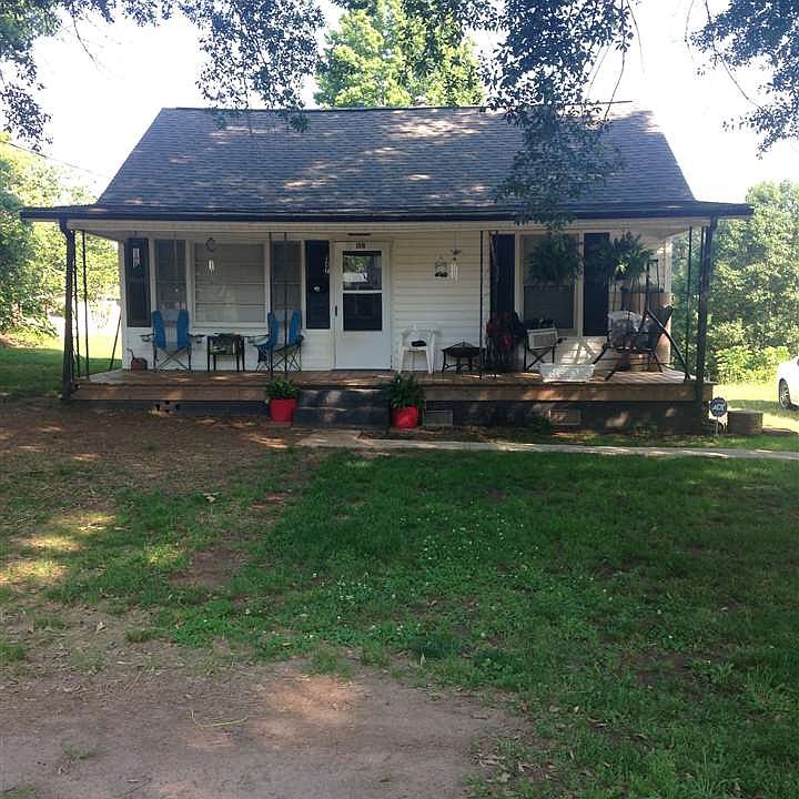 1st image of 147 Eastwood St