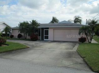 368 Peppertree Rd, Venice, FL 34293