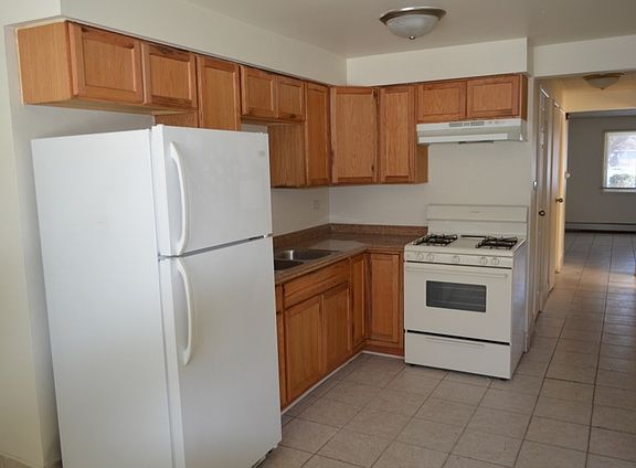 3rd image of 10030 Holly Ln APT Gs