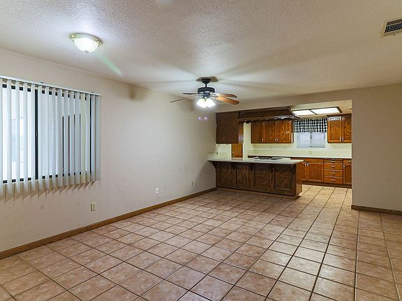 2nd image of 27246 Green Haven Dr