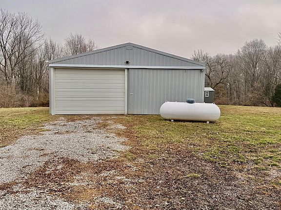 3rd image of 16846 E Payton Rd