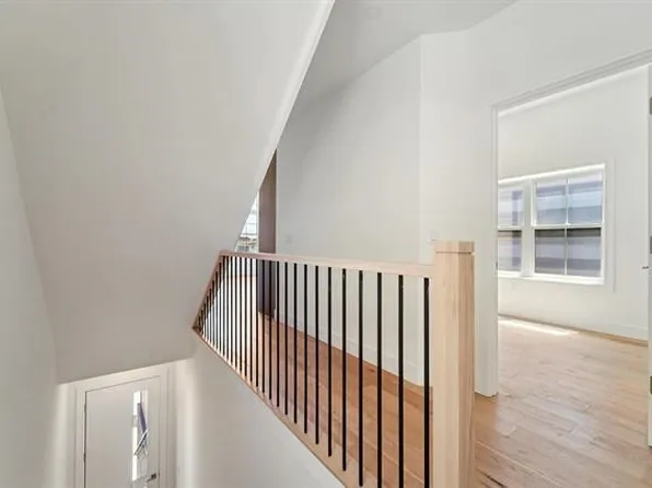 90 East 27th Street image 25 of 43