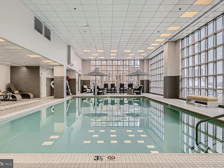 250 President St #211 — Photo 11