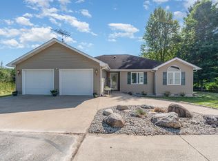 792 N Rolland Rd, Lake Isabella, MI 48893