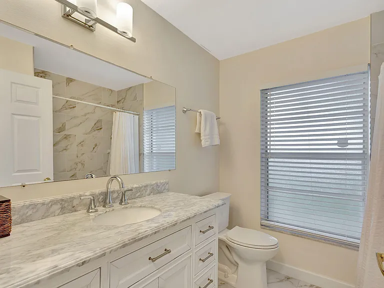 13796 Yarmouth Dr — Photo 5