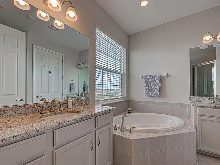 10345 Longshore Rd #29 — Photo 34