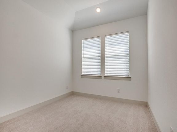 5th image of 12851 Shepherds Hill Ln