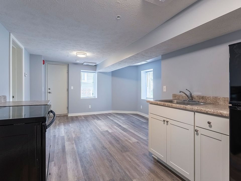 1st image of 1147 Park Ave #0